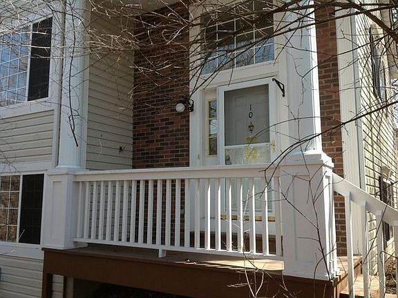3rd image of 10 S Macgillis Dr #10