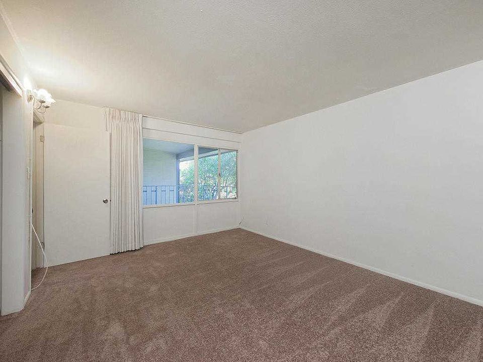 1st image of 5250 N 20th St APT 205