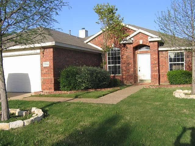 1st image of 2504 Blue Holly Dr