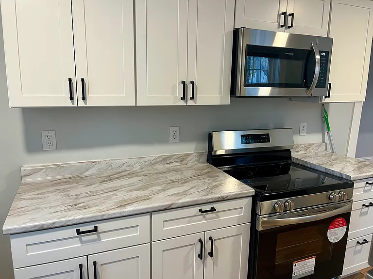 413 Hammond St #5 — Photo 7