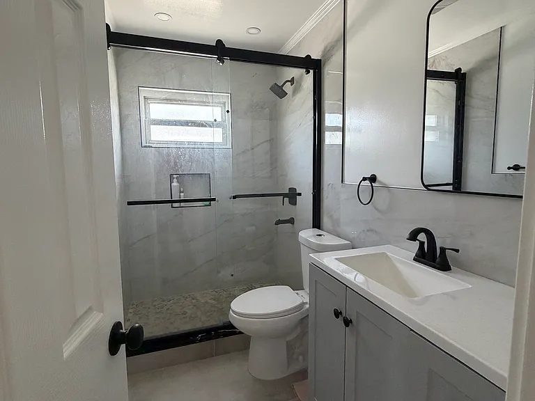 1347 Dickens St #2 — Photo 15