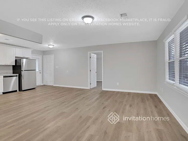 76 Sweetwater Way — Photo 9