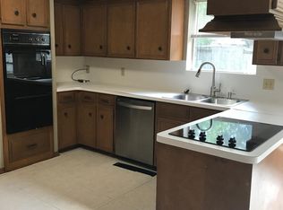 15610 Canterbury Forest Dr, Tomball, TX 77377