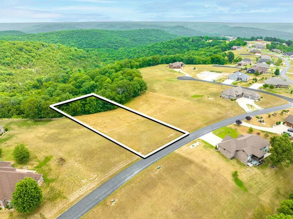 277 Sunset Drive, Saddlebrooke, MO 65630