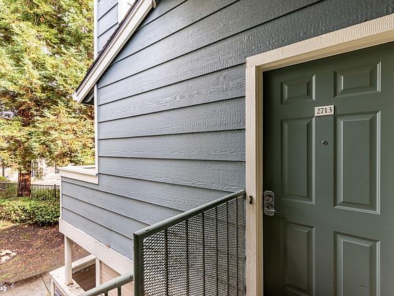 2nd image of 2713 Somerset Park Cir