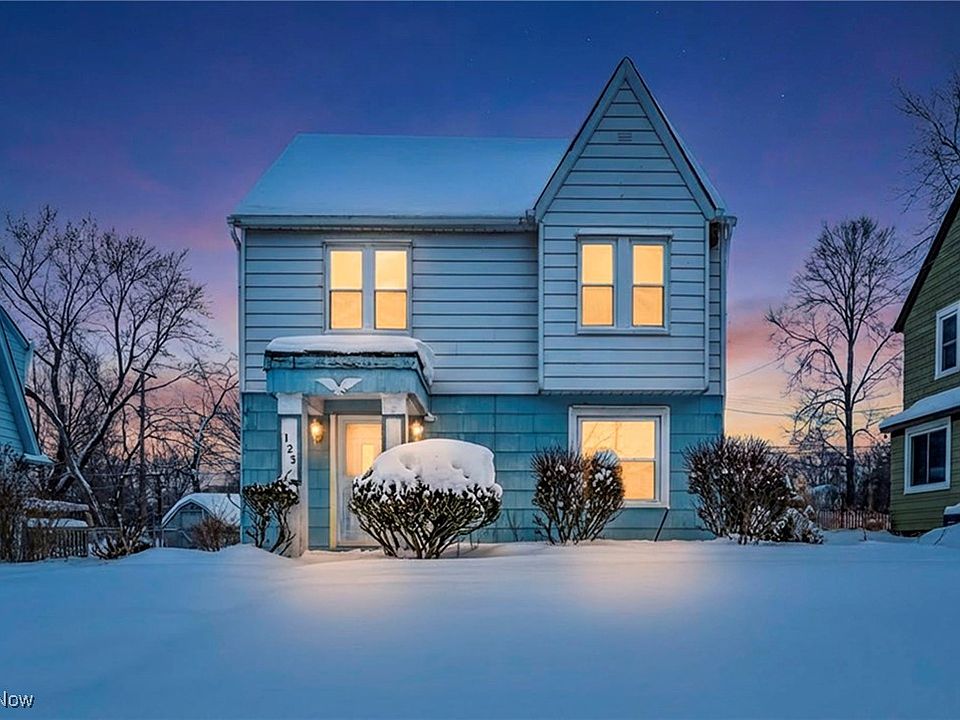 1st image of 123 Ellenwood Ave