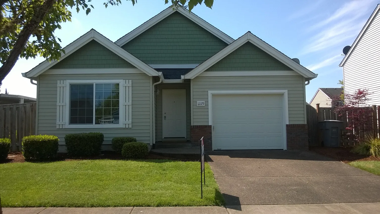 1229 SE Seaport Cir photo 1