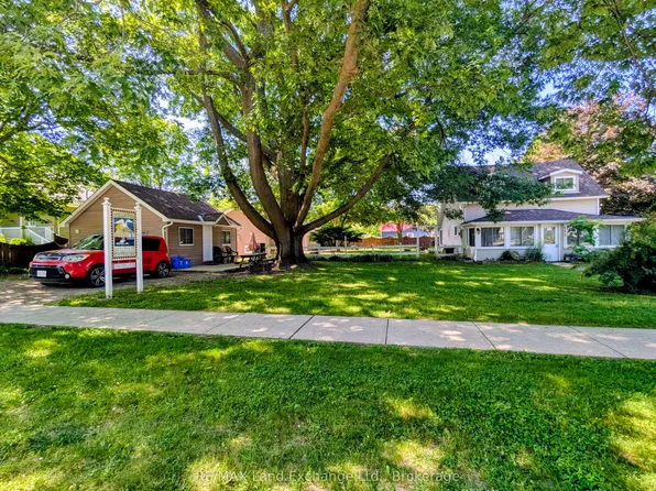 332 Mill St, Saugeen Shores, ON N0H 2C2