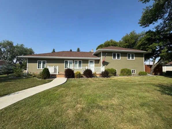 405 Main St, Leeds, ND 58346