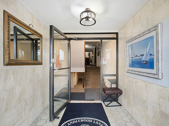 2nd image of 12 Candlewood Lane APT 2-3