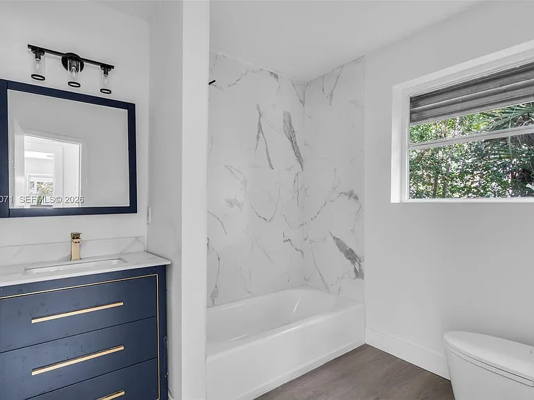 6831 Greene St — Photo 15