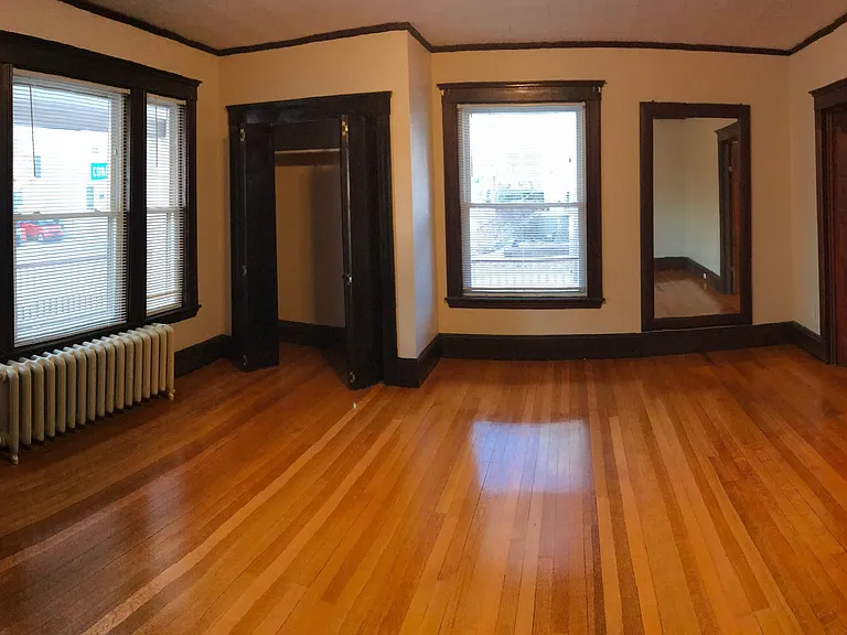 82 Bridge St — Photo 6