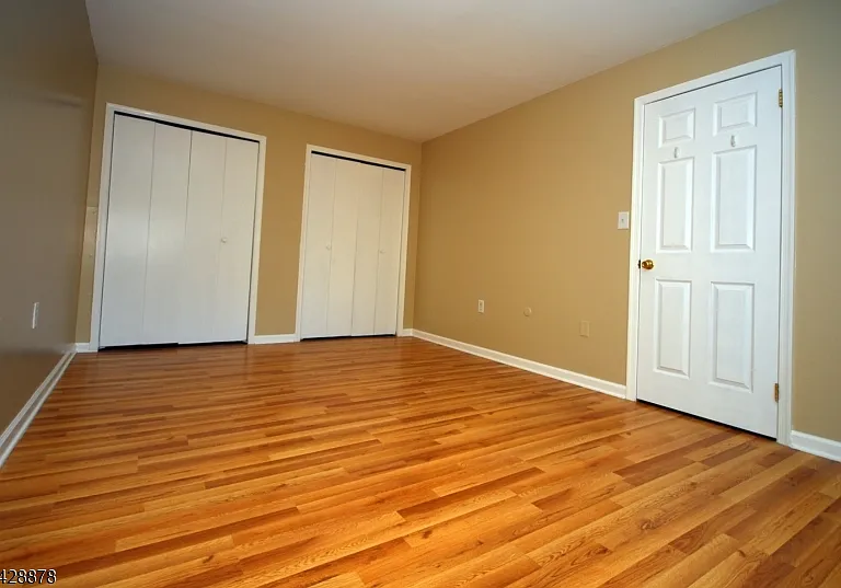 76 E Farm Rd #E — Photo 9