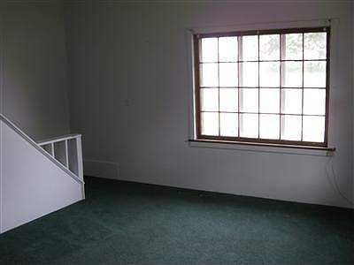 2nd image of 8058 Kensington Rd NE