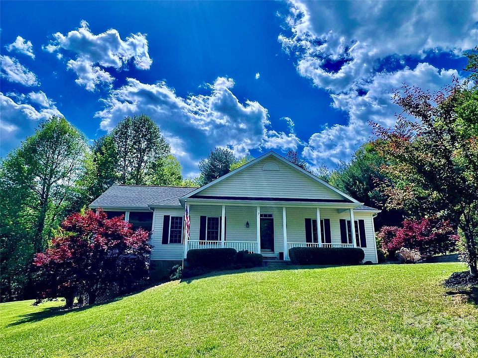 1st image of 7 Curtis Dr