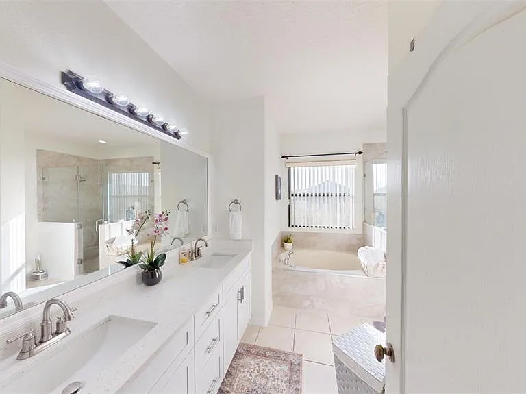 3044 Camino Real Dr S — Photo 18