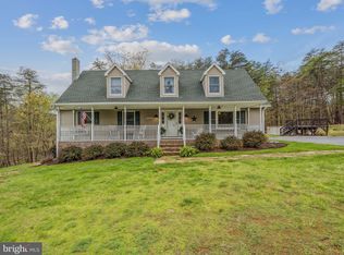 120 Melody Ln, Berkeley Springs, WV 25411