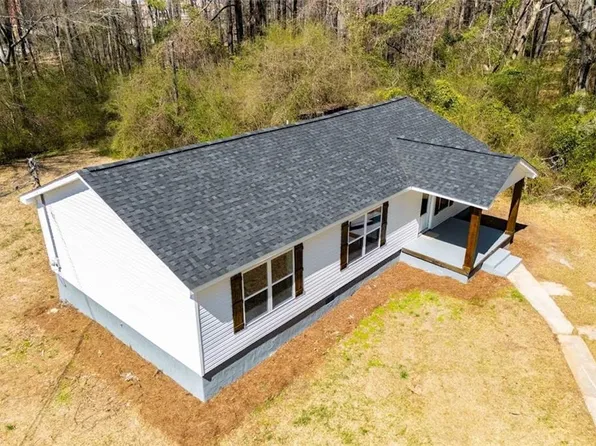 20 Riverside Dr, Carrollton, GA 30117