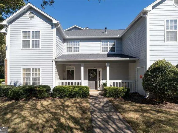 1303 Vinings Forest Ln SE, Smyrna, GA 30080