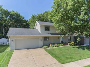 3816 16th Ave, Moline, IL 61265