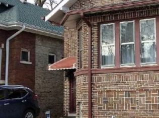 8138 S Champlain Ave, Chicago, IL 60619