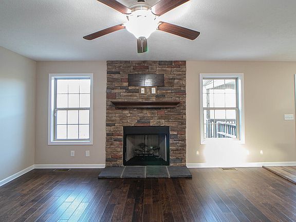 4th image of 1411 Freedom Dr