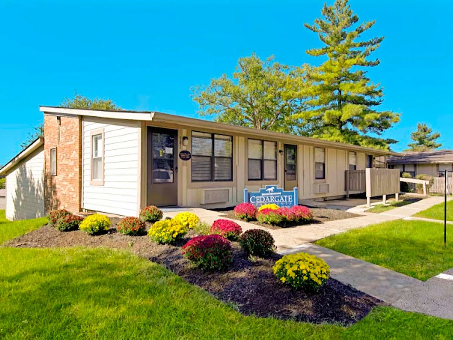 Cedargate Apartments Shelbyville Kentucky — Photo 2