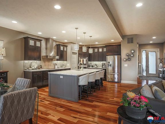 4th image of 6501 Artisan Way
