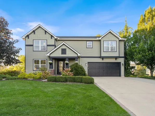 3653 Sun Ridge Dr, Hudsonville, MI 49426