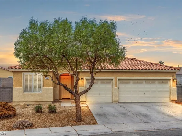 5841 Vista Luna St, North Las Vegas, NV 89031