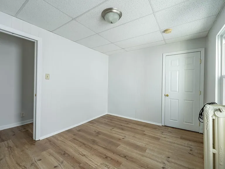 357 Reynolds Ave — Photo 9