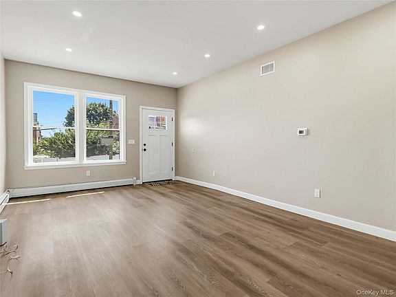 4th image of 7813 58th Ave