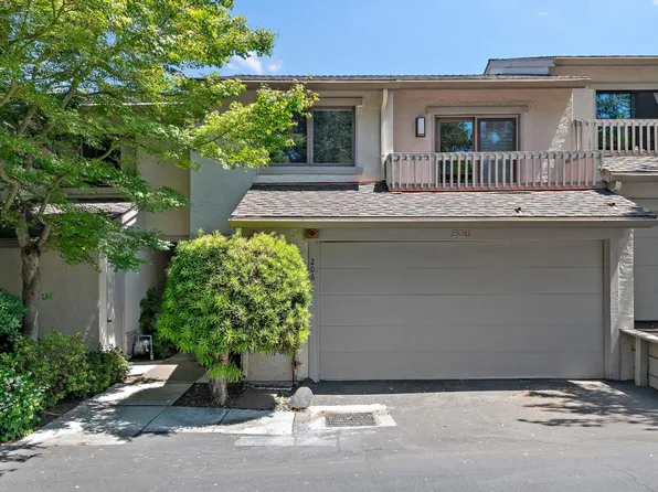 206 Sand Hill Cir, Menlo Park, CA 94025
