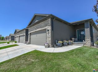 3848 Cabo Dr, Lincoln, NE 68516