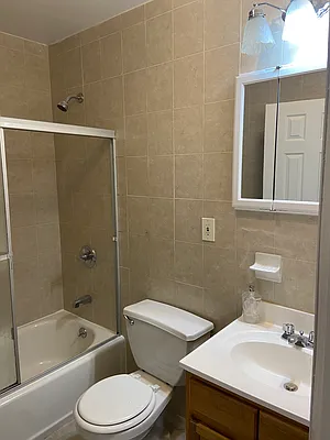 Rented by Argy Realty Inc | media 26