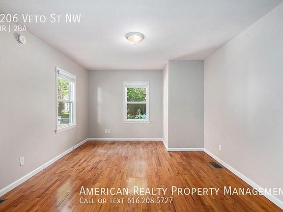 5th image of 1206 Veto St NW
