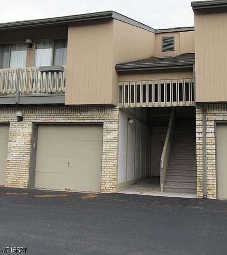 1st image of 9 Karam Cir