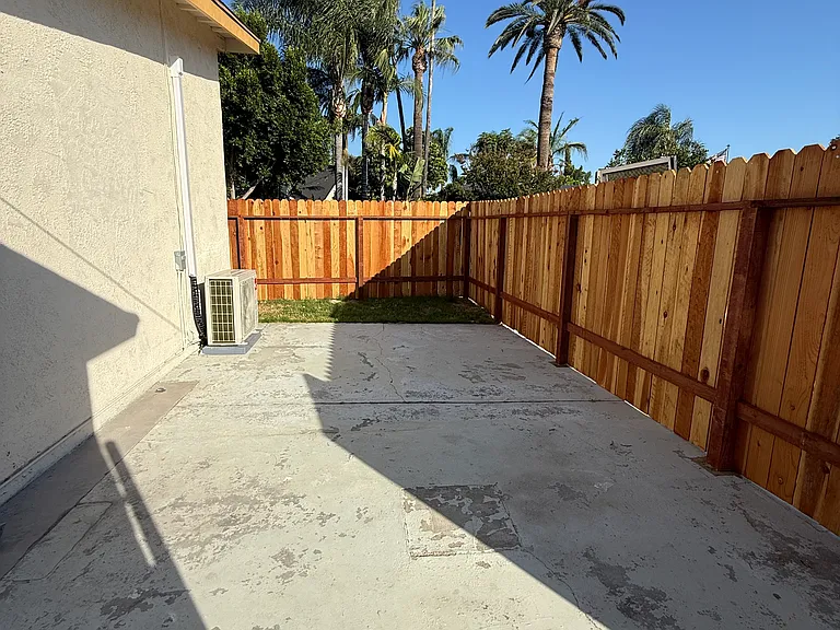 6762 Rainier Ct #2 — Photo 15