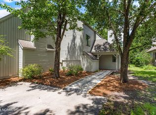 303 Saint Annes Moor Ct, Wilmington, NC 28412