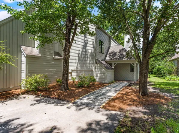 303 Saint Annes Moor Court, Wilmington, NC 28412