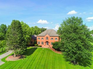 599 Woods Edge Dr, London, KY 40741