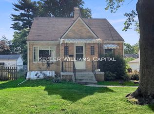 1936 N 6th St, Springfield, IL 62702