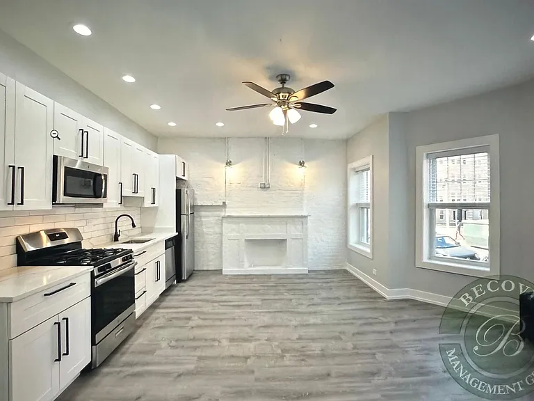 6035 N Winthrop Ave #2 — Photo 1