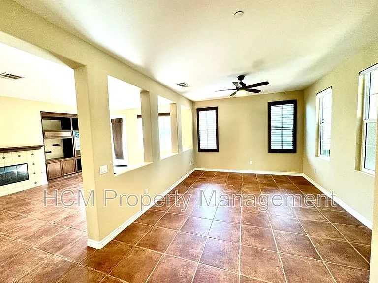 26027 Newport Ave — Photo 2