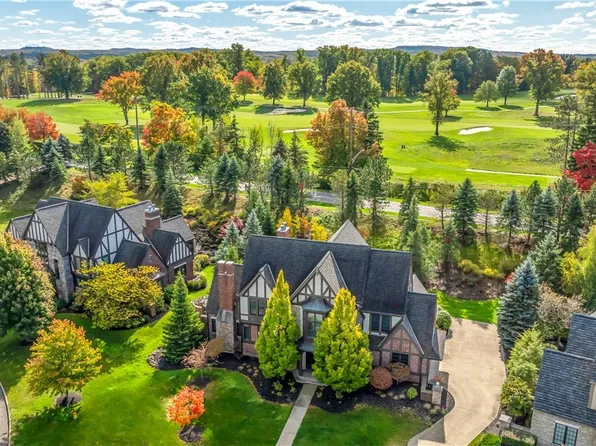 39470 Stillman Ln, Willoughby, OH 44094