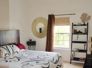 9733 Crayford Rd APT J, Saint Louis, MO 63123