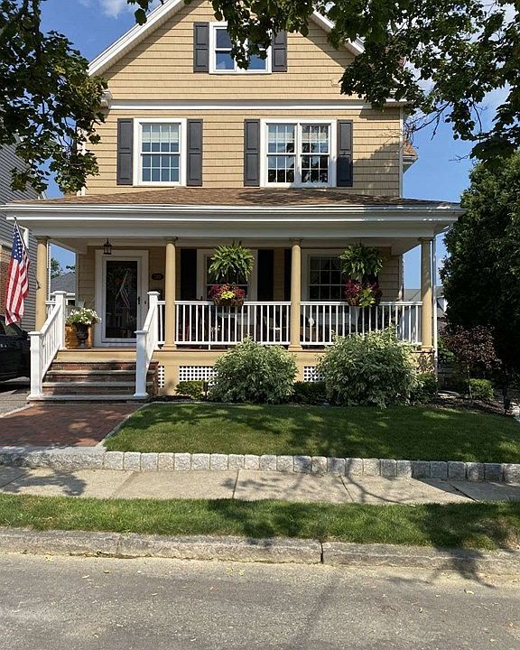 180 Bartlett Rd, Winthrop, MA 02152 Zillow