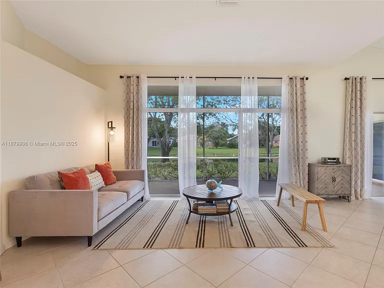 2549 Egret Lake Dr — Photo 12