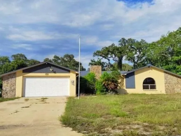 1418 Valiant Ave, Spring Hill, FL 34608