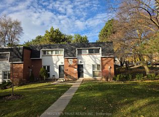 112 George Henry Blvd #61, Toronto, ON M2J 1E7